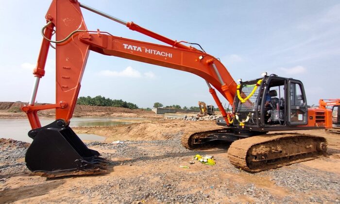 tata-hitachi-ex-200-excavator-rental-service
