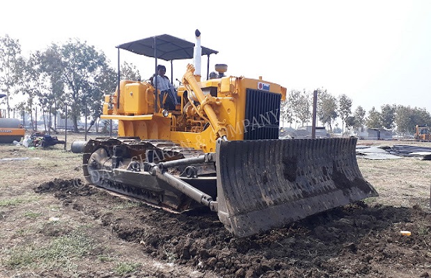 Crawler dozer bd80 on rent