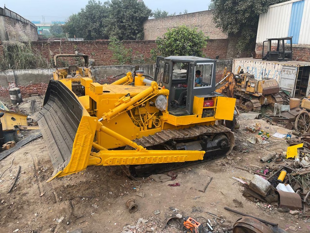 BD155 BEML Crawler Dozer 4